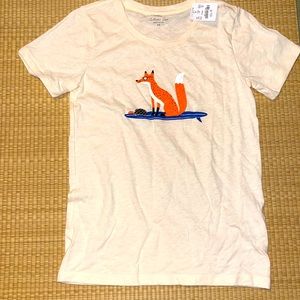 light cream color jcrew tshirt with fox xs